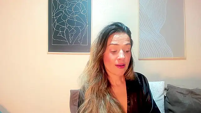 Snapshot of camilawm19 chatting on December 2024 10:41:01 AM camilawm19 online show from December 2024 10:41:01 AM