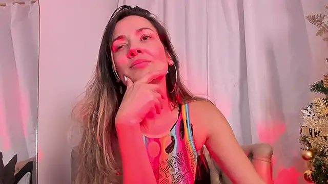 Snapshot of camilawm19 chatting on December 2024 06:58:01 AM camilawm19 online show from December 2024 06:58:01 AM