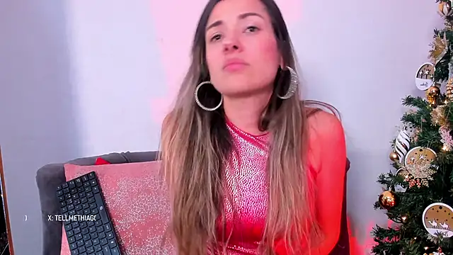 Snapshot of camilawm19 chatting on December 2024 10:16:02 AM camilawm19 online show from December 2024 10:16:02 AM