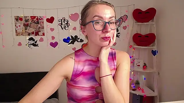 VasilisaSii online show from February 2025 04:01:02 PM