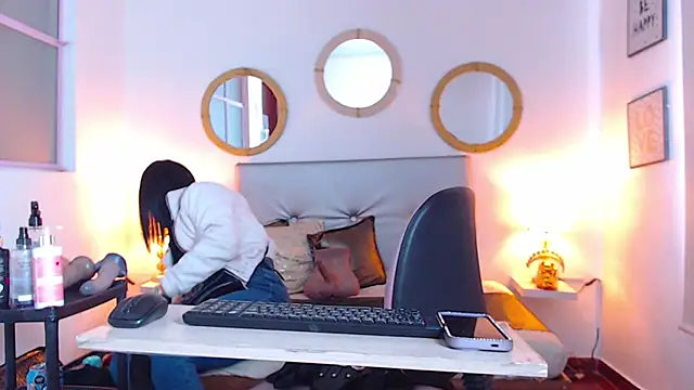 Snapshot of zoe_hecate_sexx chatting on March 2026 05:05:01 PM zoe hecate sexx online show from March 2026 05:05:01 PM