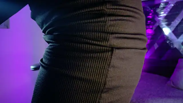 Snapshot of meggan_77 chatting on March 2026 06:39:01 AM meggan 77 online show from March 2026 06:39:01 AM