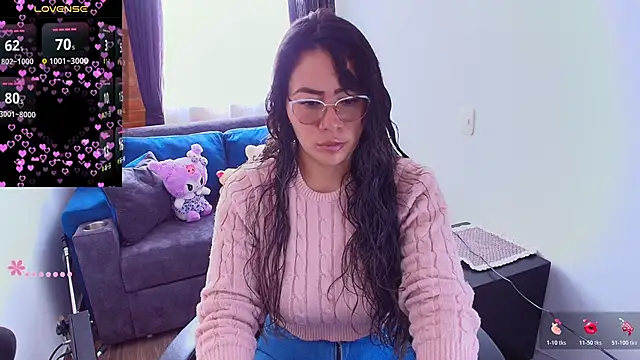 Snapshot of kendall_sexy27 chatting on June 2026 03:47:01 PM kendall sexy27 online show from June 2026 03:47:01 PM