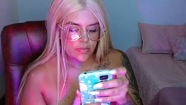 SofiaaCortes online show from March 2025 02:19:01 AM