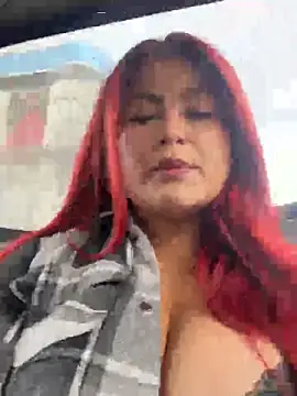 Snapshot of lia_moon77 chatting on November 2025 06:41:02 PM lia moon77 online show from November 2025 06:41:02 PM