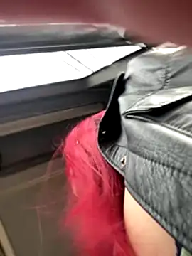 Snapshot of lia_moon77 chatting on December 2025 07:53:02 PM lia moon77 online show from December 2025 07:53:02 PM