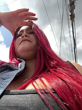 Snapshot of lia_moon77 chatting on December 2025 04:56:01 PM lia moon77 online show from December 2025 04:56:01 PM