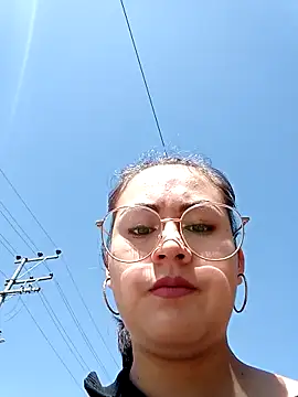 lara moon25 online show from December 2024 03:26:01 PM