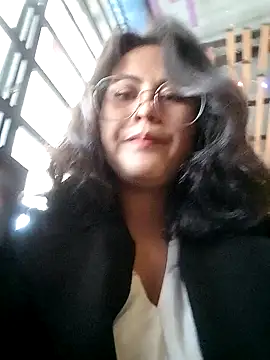 lara moon25 online show from December 2024 10:13:01 PM