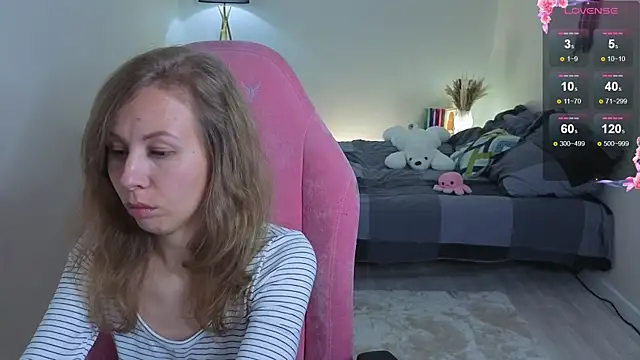 Lill Mary online show from October 2025 02:29:01 AM