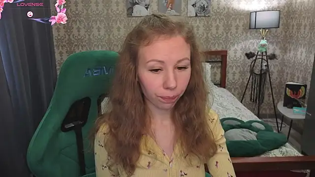 Lill Mary online show from February 2026 05:04:01 AM