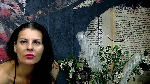 Snapshot of TessaKlarn chatting on September 2025 06:24:02 AM TessaKlarn online show from September 2025 06:24:02 AM