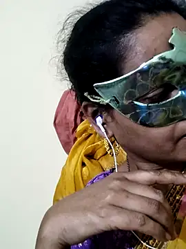 anuradha1432 online show from March 2025 12:53:02 PM