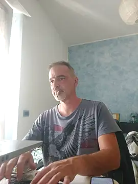 Snapshot of Marcolino183 chatting on July 2026 03:03:02 PM Marcolino183 online show from July 2026 03:03:02 PM
