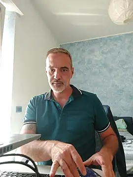 Snapshot of Marcolino183 chatting on July 2026 09:34:01 AM Marcolino183 online show from July 2026 09:34:01 AM