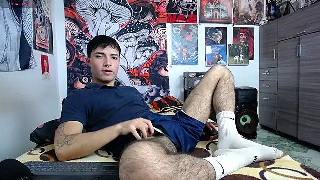 Snapshot of dylan_fun18 chatting on April 2026 05:23:01 PM dylan fun18 online show from April 2026 05:23:01 PM