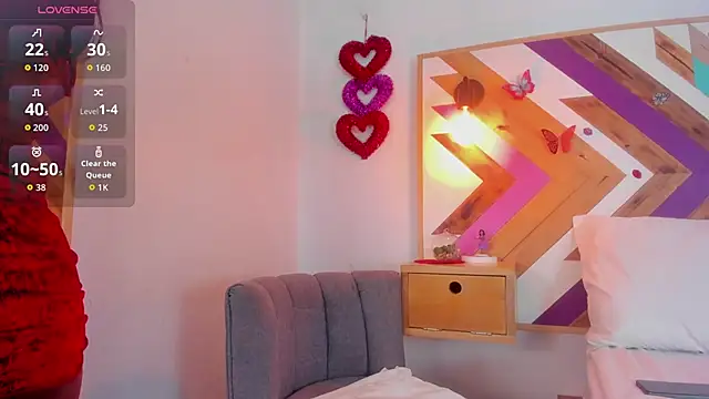 Katia Wilson online show from April 2026 07:50:02 PM