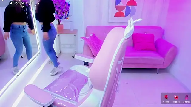 Gabby evanns online show from September 2025 08:38:02 AM