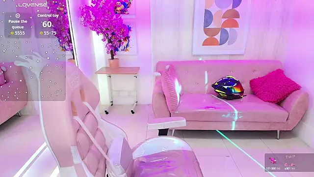 Gabby evanns online show from October 2025 12:05:01 PM