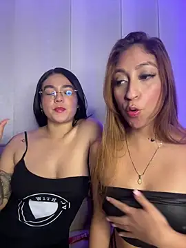 Snapshot of camianddanna chatting on February 2026 01:03:02 AM camianddanna online show from February 2026 01:03:02 AM