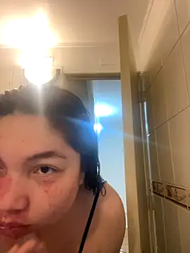 WhiteWomen online show from September 2025 10:48:02 AM