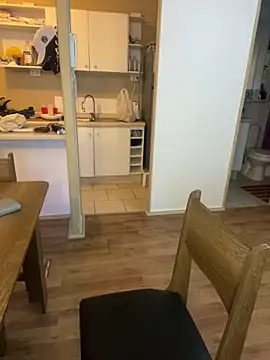 WhiteWomen online show from October 2025 11:37:02 PM