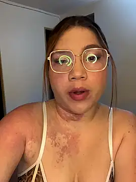 WhiteWomen online show from October 2025 12:23:01 AM