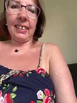 Snapshot of B_Bonya_m chatting on February 2025 02:45:02 AM B Bonya m online show from February 2025 02:45:02 AM