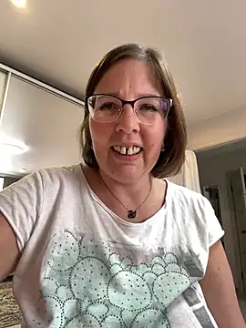 Snapshot of B_Bonya_m chatting on March 2025 11:06:02 AM B Bonya m online show from March 2025 11:06:02 AM