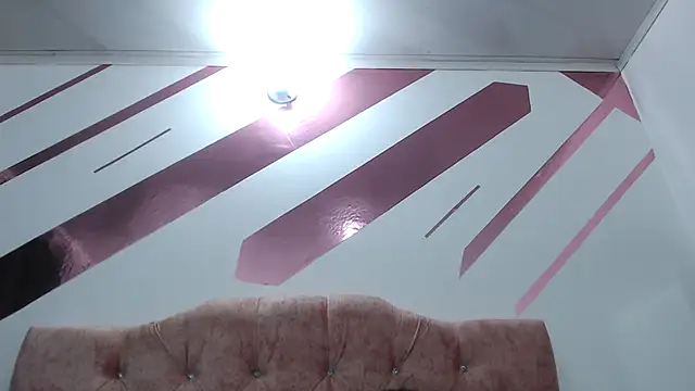 Snapshot of Kitten_Hot_ chatting on September 2025 01:32:02 AM Kitten Hot online show from September 2025 01:32:02 AM