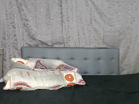 Soe Lara online show from May 2026 12:21:02 PM