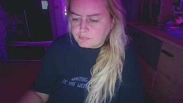 Meliss Official9 online show from March 2025 07:17:01 PM