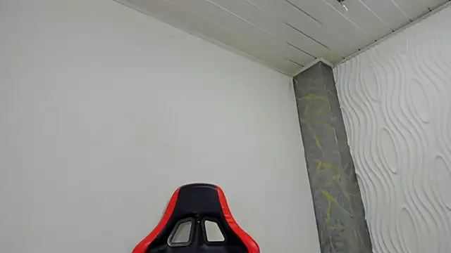 Snapshot of Catalehia_Milk chatting on November 2025 08:52:02 PM Catalehia Milk online show from November 2025 08:52:02 PM