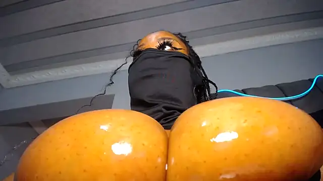 Snapshot of XPanther_24 chatting on March 2026 07:03:02 AM XPanther 24 online show from March 2026 07:03:02 AM