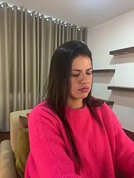 Alice Biel online show from December 2024 01:39:02 PM