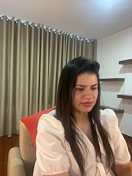 Alice Biel online show from January 2025 04:57:01 PM