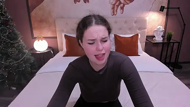 Snapshot of AlenaDast chatting on December 2024 11:17:02 PM AlenaDast online show from December 2024 11:17:02 PM