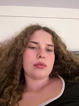 Snapshot of AlenaDast chatting on January 2025 04:09:01 PM AlenaDast online show from January 2025 04:09:01 PM