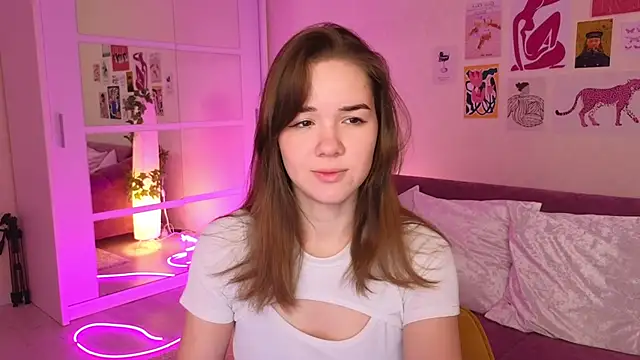 LindaRobertz online show from February 2025 05:56:02 AM