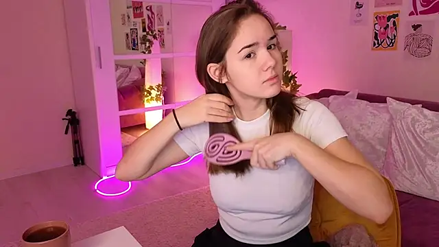 LindaRobertz online show from March 2025 06:04:02 AM