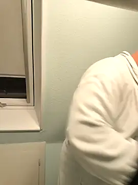 Snapshot of NewyorkDimi chatting on January 2025 05:46:01 PM NewyorkDimi online show from January 2025 05:46:01 PM