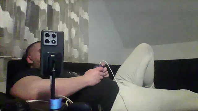 Snapshot of NewyorkDimi chatting on March 2025 03:48:01 AM NewyorkDimi online show from March 2025 03:48:01 AM