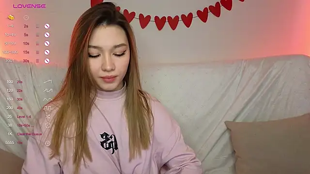 LuxuryGirl   online show from March 2025 08:22:01 AM
