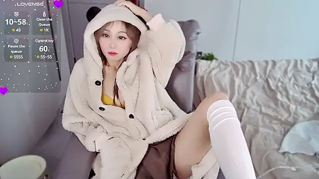 Snapshot of Xiaoyu-G chatting on March 2025 08:16:01 AM Xiaoyu-G online show from March 2025 08:16:01 AM