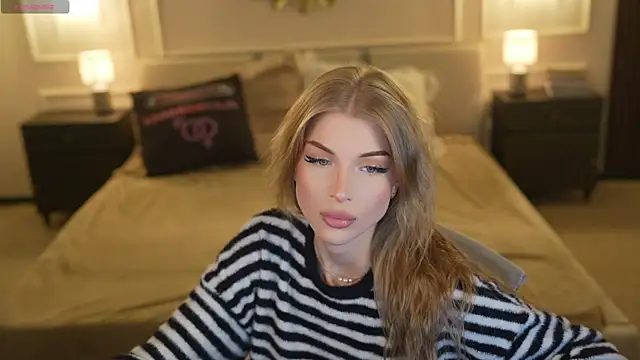 Snapshot of Stacy054 chatting on November 2025 01:20:01 PM Stacy054 online show from November 2025 01:20:01 PM