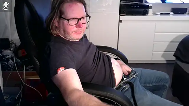 VSteph online show from October 2025 07:36:02 PM