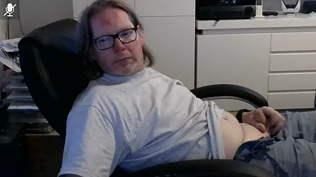 Snapshot of VSteph chatting on July 2026 07:42:01 PM VSteph online show from July 2026 07:42:01 PM