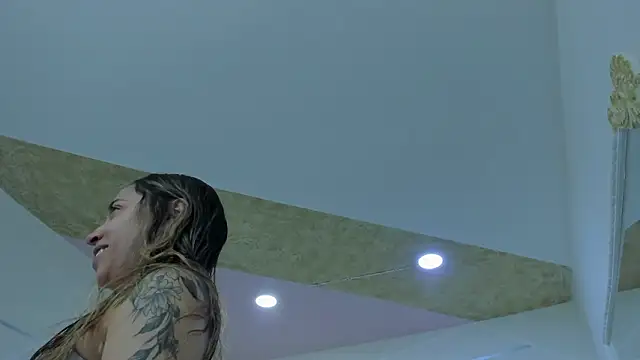 Snapshot of PandoraRider chatting on March 2026 01:04:02 PM PandoraRider online show from March 2026 01:04:02 PM