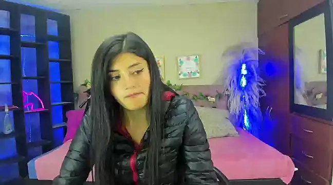 Snapshot of Lia_Keen chatting on January 2025 07:49:02 PM Lia Keen online show from January 2025 07:49:02 PM