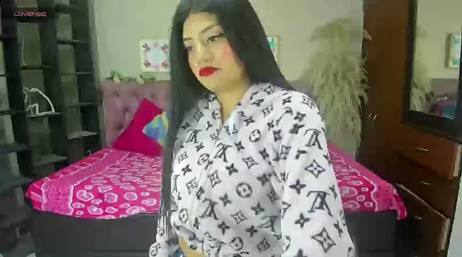 Snapshot of Lia_Keen chatting on February 2025 08:10:01 PM Lia Keen online show from February 2025 08:10:01 PM